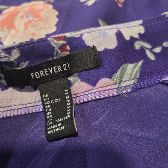 Forever 21 Asymmetrical Ruffled Maxi Skirt in Blue and Pink (New) - Picture 10 of 11